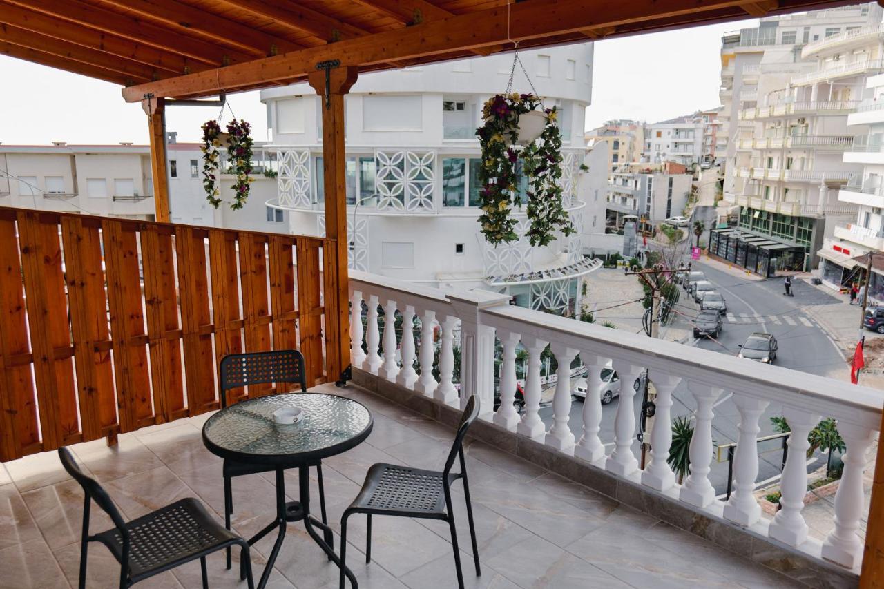 Vila Jon'A Саранде Екстериор снимка