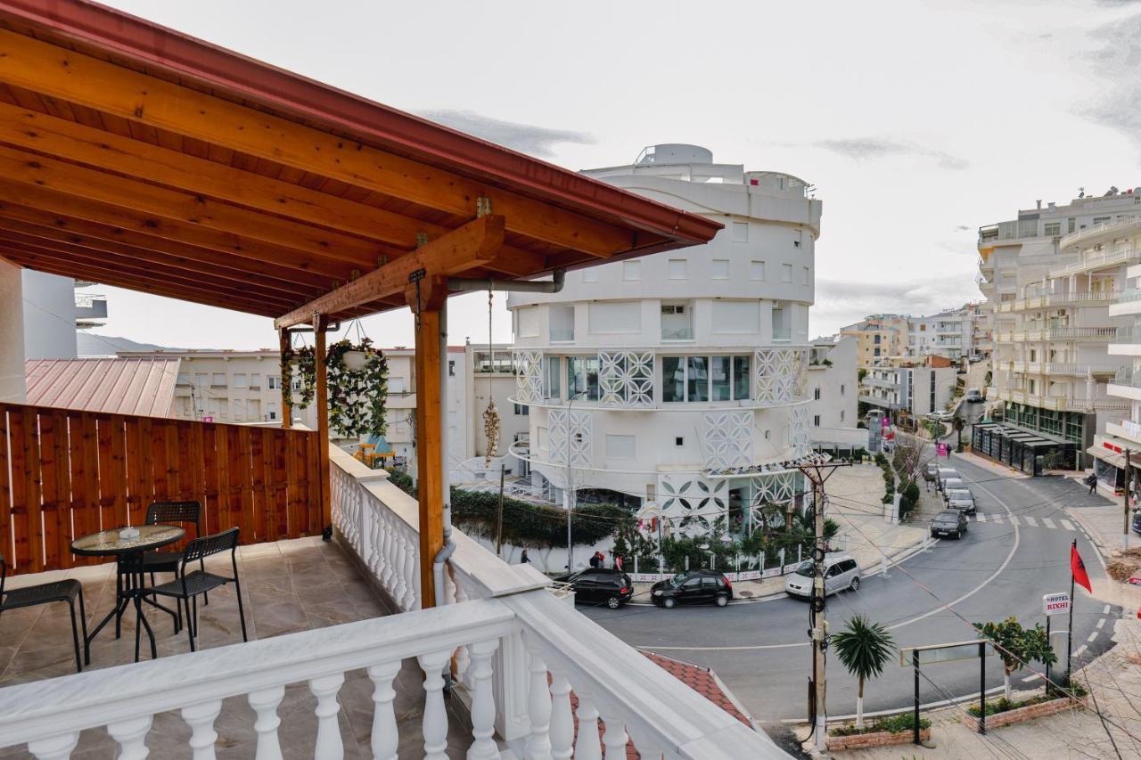 Vila Jon'A Саранде Екстериор снимка